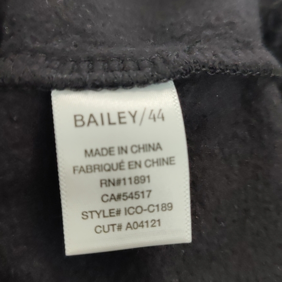 BAILEY 44 Black V Neck Choker Sweater - Picture 9 of 9